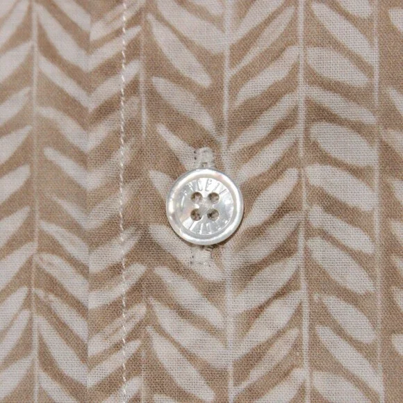 Fedeli NWT Dress Shirt Size 40 15.75 in Beige & White Floral Cotton Blend